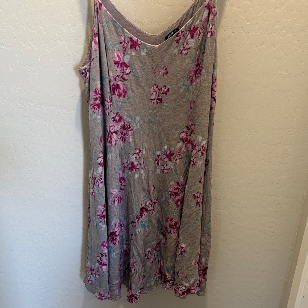 Torrid Gray Dress with Pink Floral Design